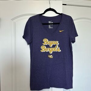 Women’s LSU Nike tee